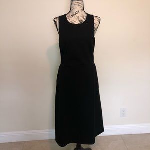 Super cute cross back dress. Banana republic